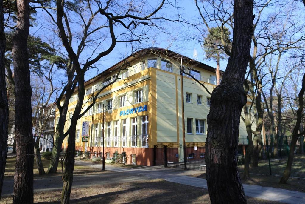 Floryda Jurata Bed & Breakfast Ngoại thất bức ảnh
